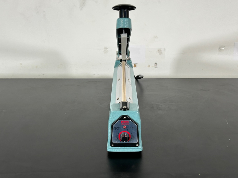 Image of Uline Impulse Sealer